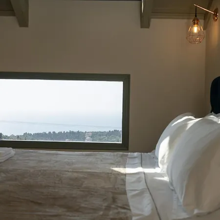 Thisefs Luxury Kefalonia شقة فندقية *